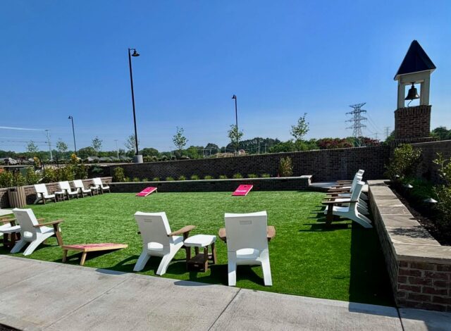 It’s officially patio weather! 🍺🌮🍔🍹😎